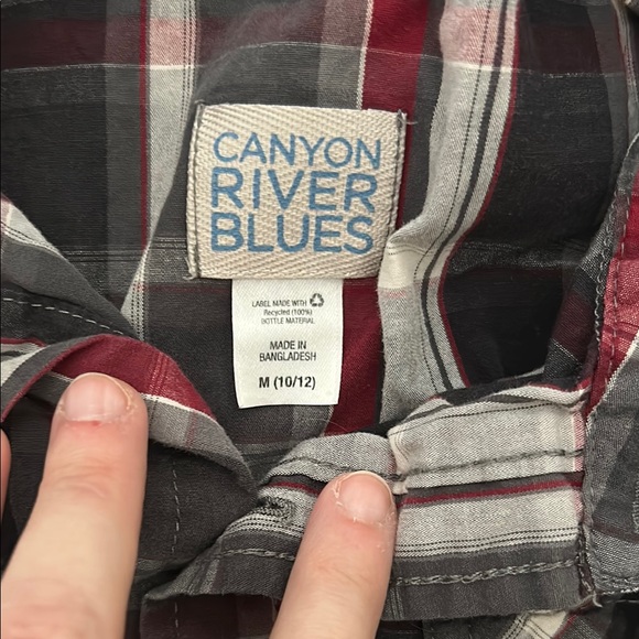 Canyon River Blues Boys Red and Gray Plaid Button Down Dress Shirt Two Pocket - Picture 4 of 6